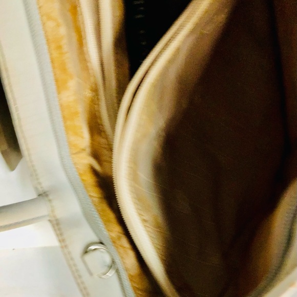 “Silver Blue” handbag with silver hardware - Picture 6 of 7